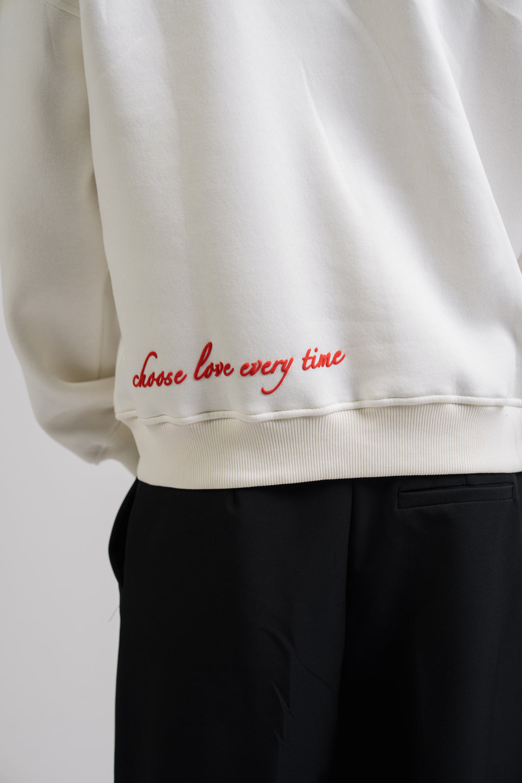 VIO-Everyday Love Crewneck