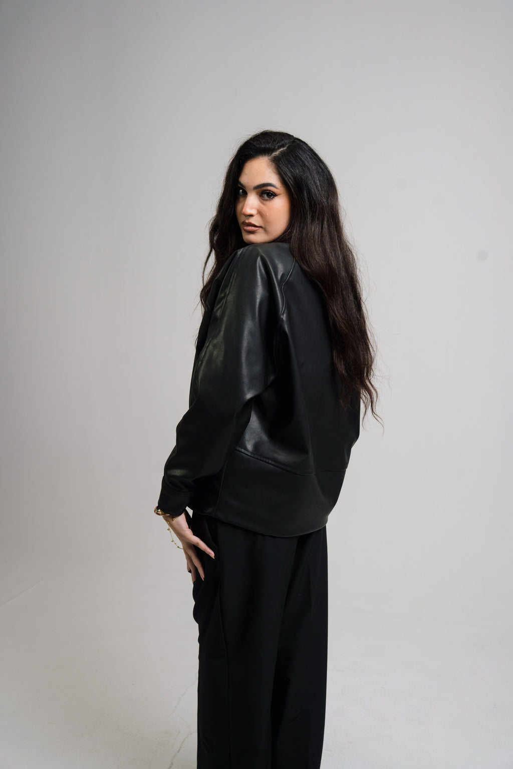 VIO-Leather jacket (Black)