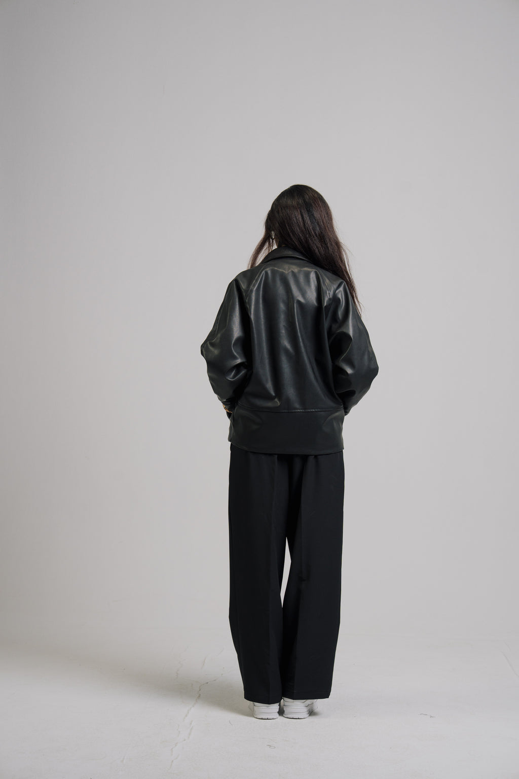 VIO-Leather jacket (Black)