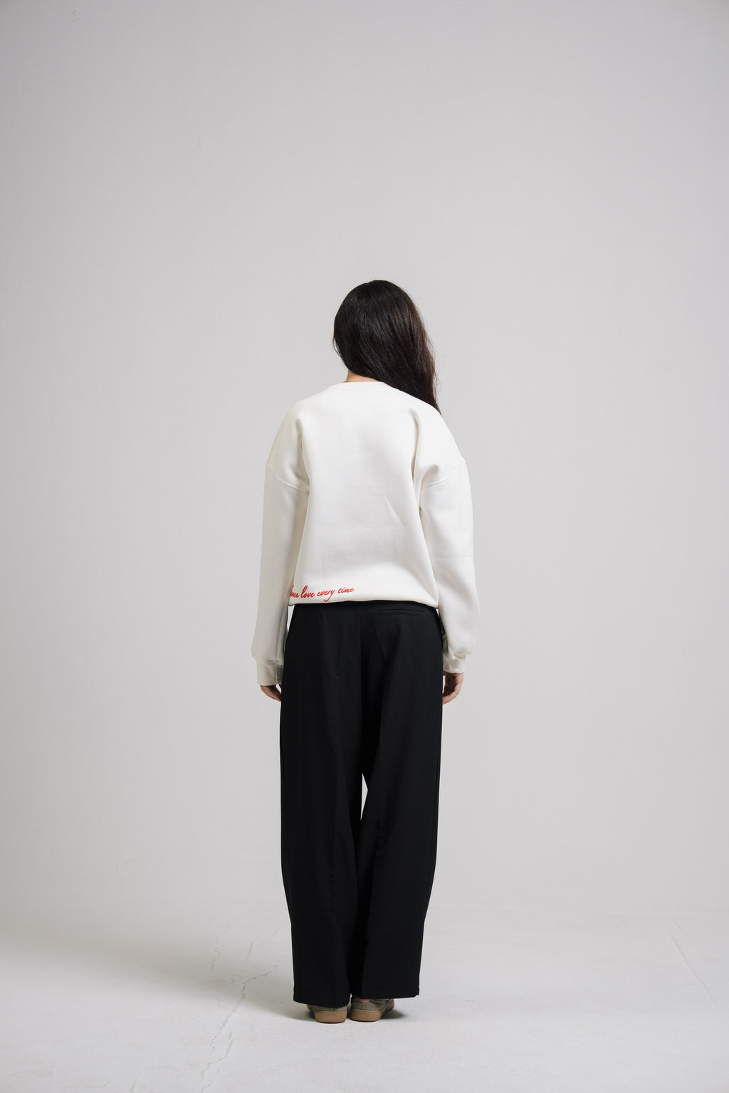 VIO-Everyday Love Crewneck