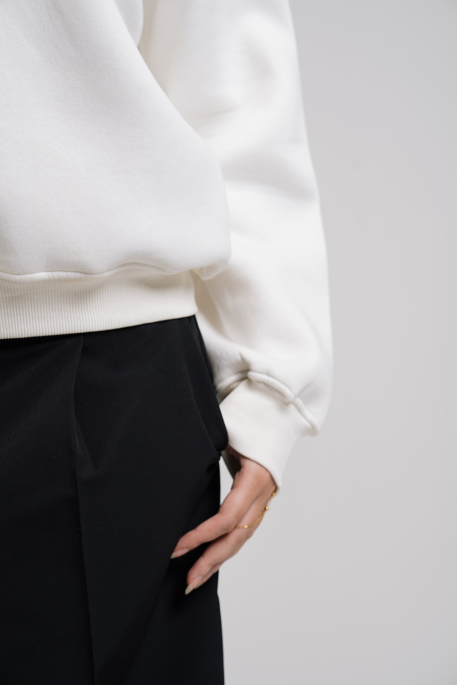 VIO-Everyday Love Crewneck