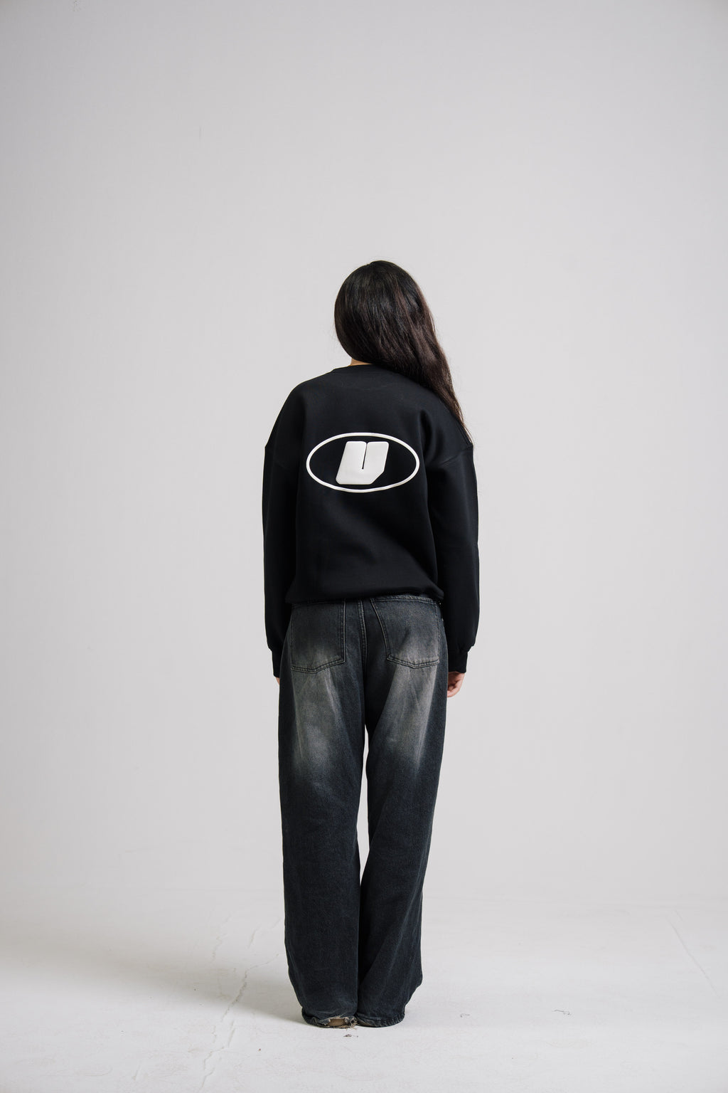 VIO-VOLUME V Crewneck